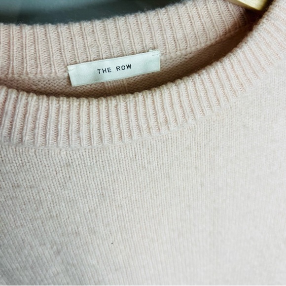 The Row Pink Soft Cashmere Round Neck Sweater Large - Picture 5 of 6